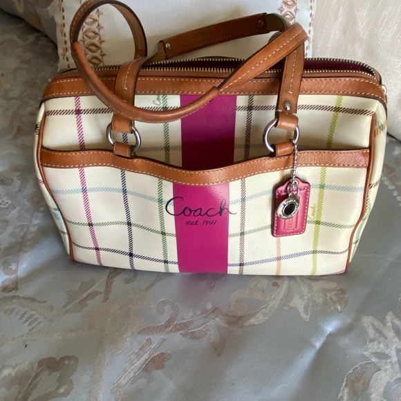 Coach Handbags - Coach handbag 👜